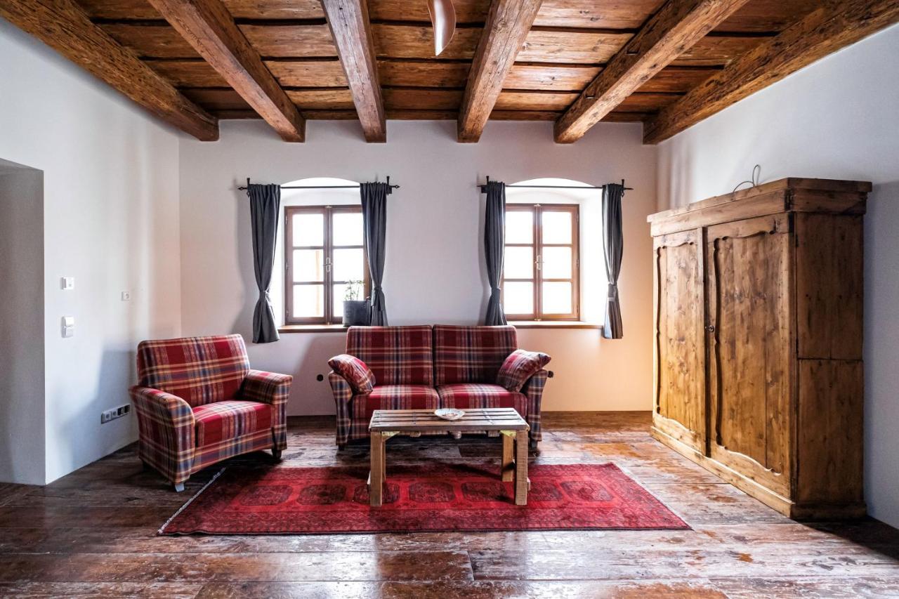 Knize Ferdinand Apartments Mikulov Kültér fotó