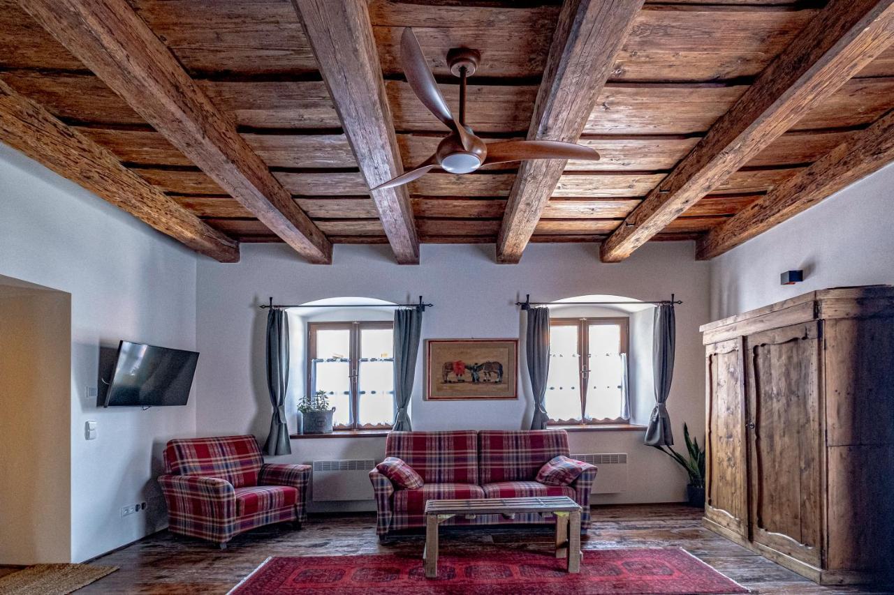 Knize Ferdinand Apartments Mikulov Kültér fotó